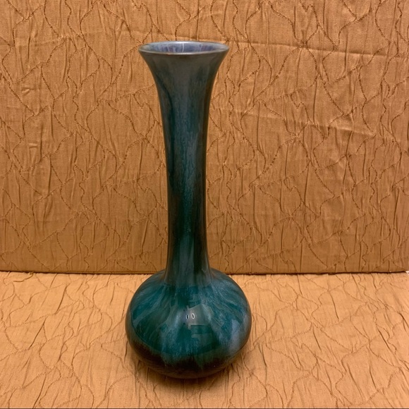 2/$20 - Vintage Blue Mountain Pottery - Vase - Made in Canada -10.5" height